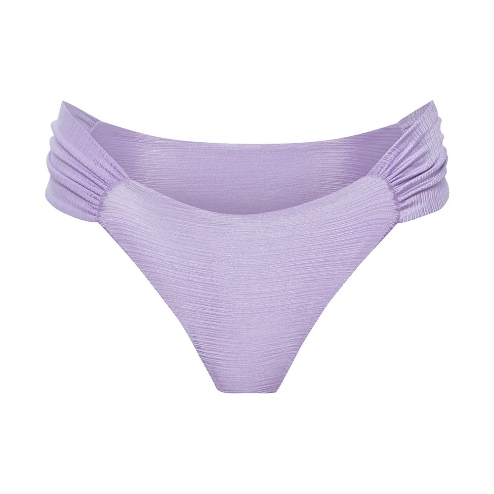 Elegant Lavender Bikini Set - Picture 3 of 4